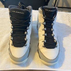 Air Jordan 9 Retro BG ‘Barons’ Kids 4.5